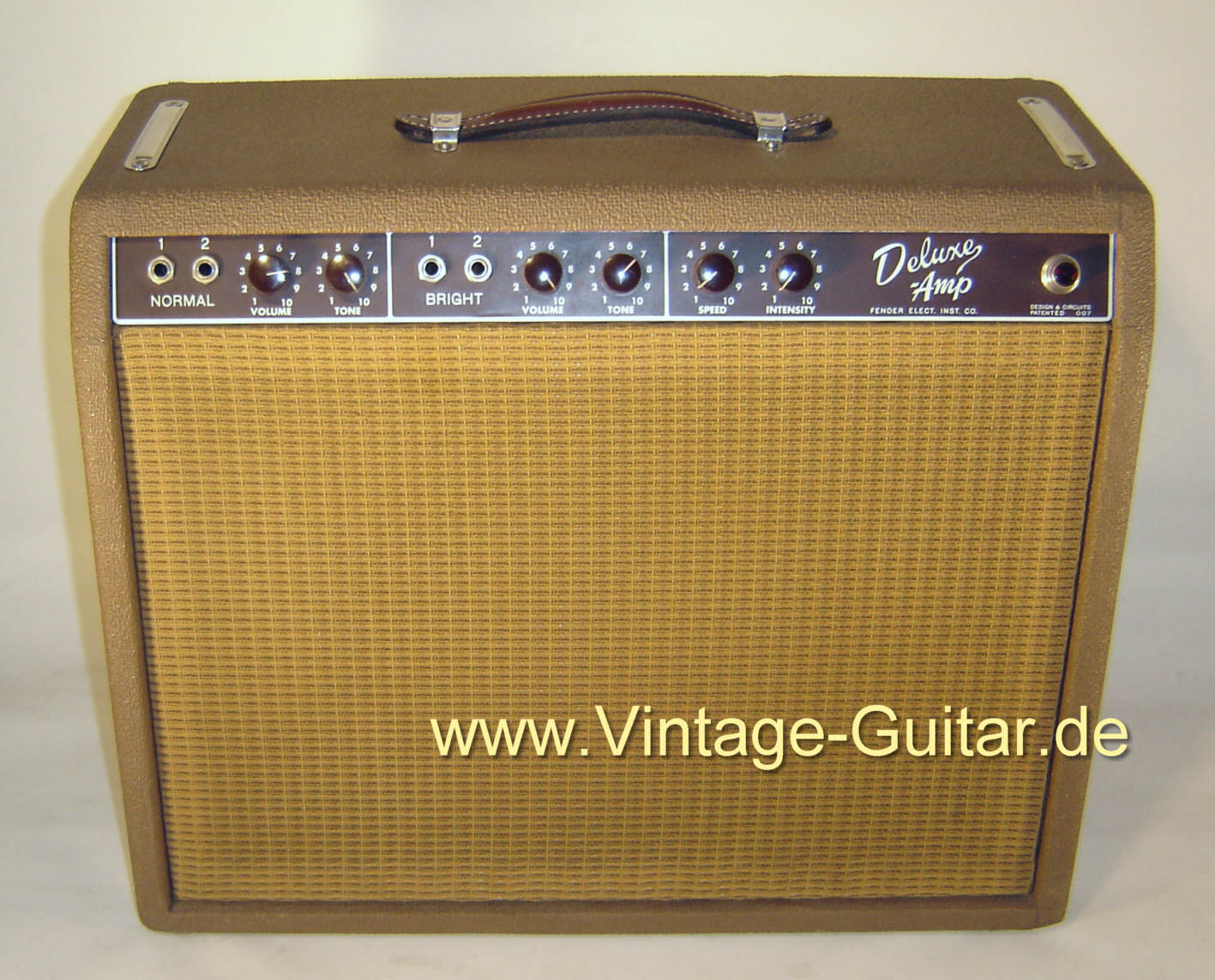 Fender Deluxe Amp 1962 1.jpg